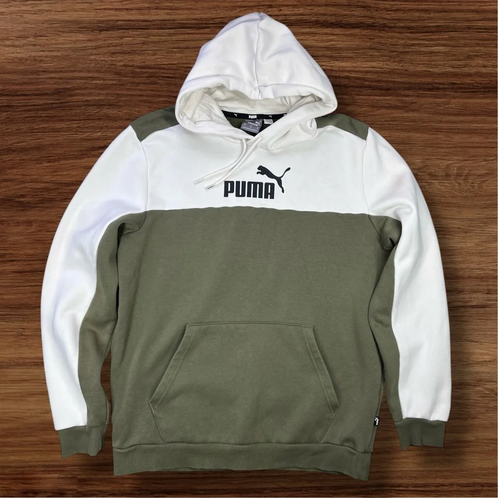Puma Green and White Pullover Hoodie. Size Medium - Picture 2 of 9